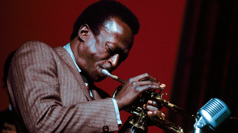 Miles_Davis